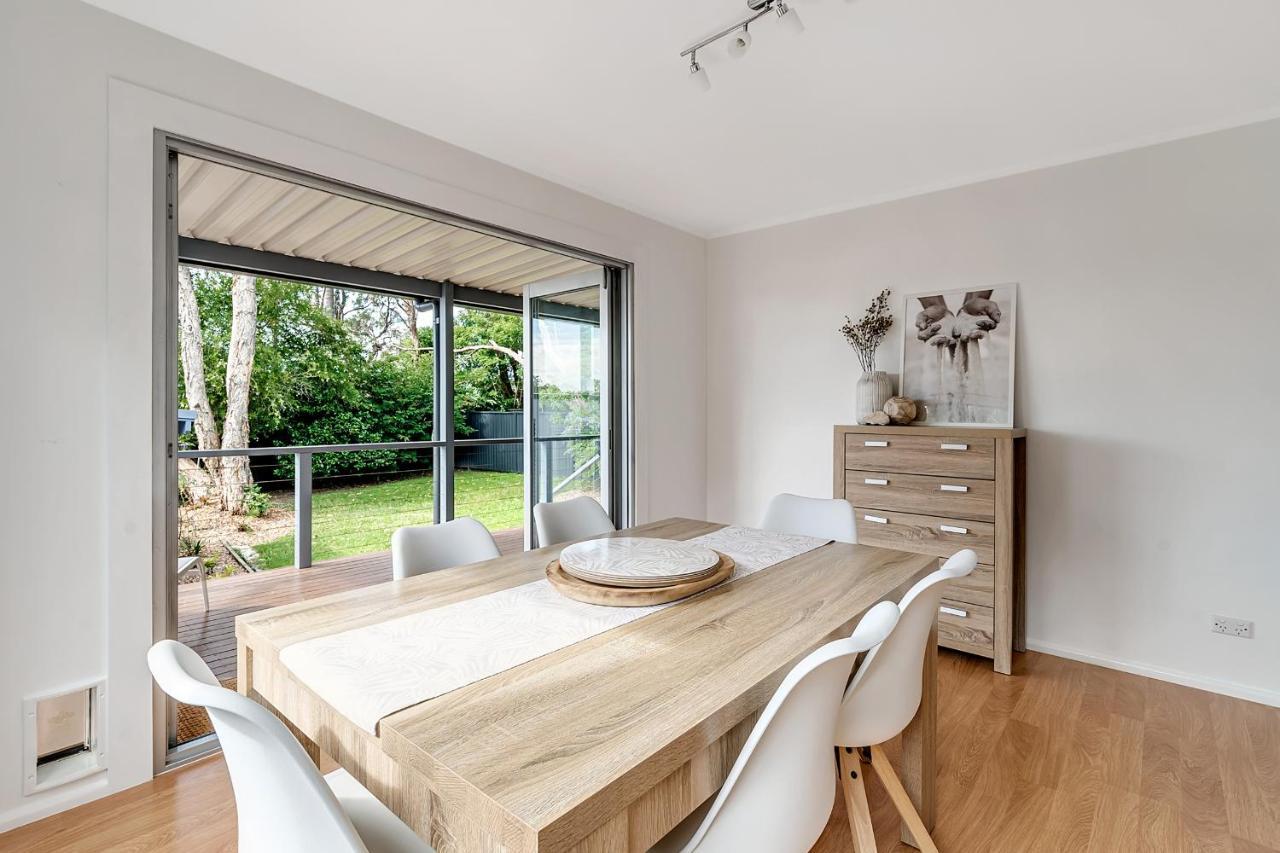 Renovated Beach Home - Relax & Unwind Toukley Eksteriør billede